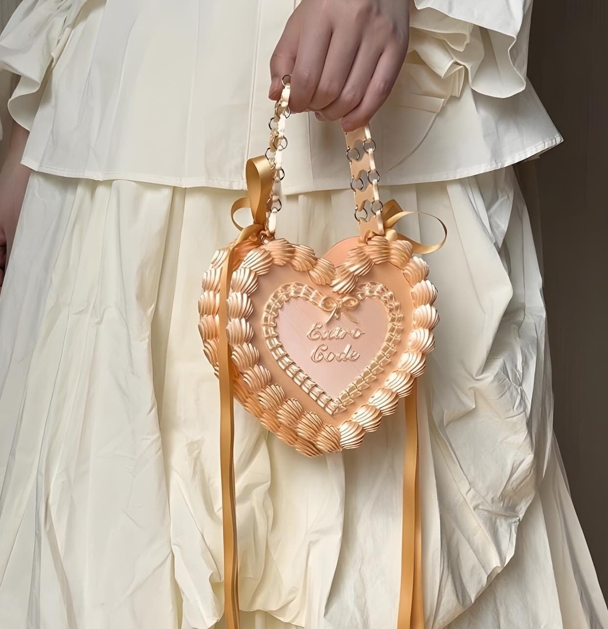 Heart Shaped Cake Purse - 'Daisy' // Wedding Pruse  // Bridal Party Special Occasion Purse // Unique Brithday Gifts